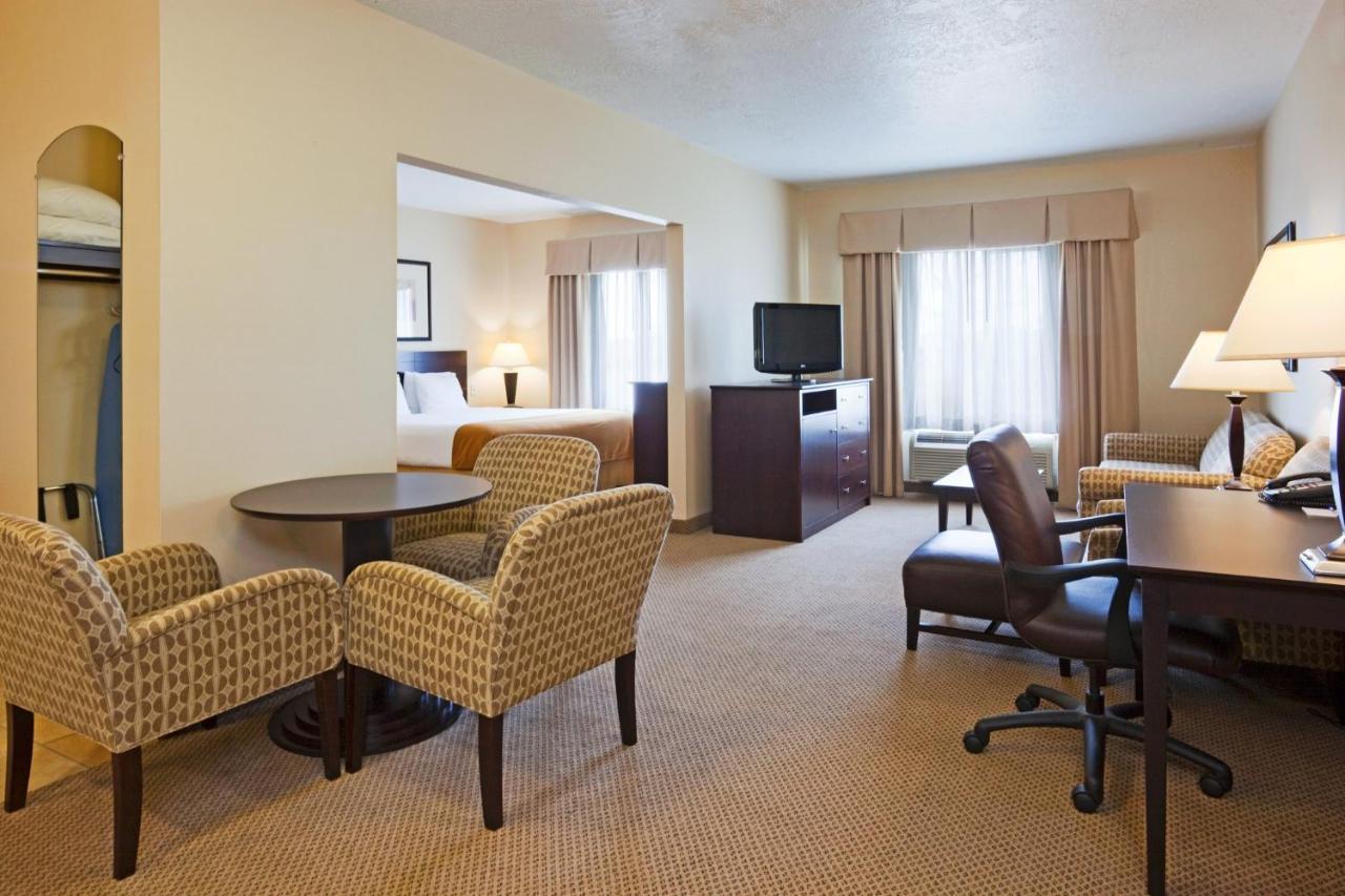 Holiday Inn Express Hotel & Suites Sioux Falls-Brandon By Ihg Buitenkant foto