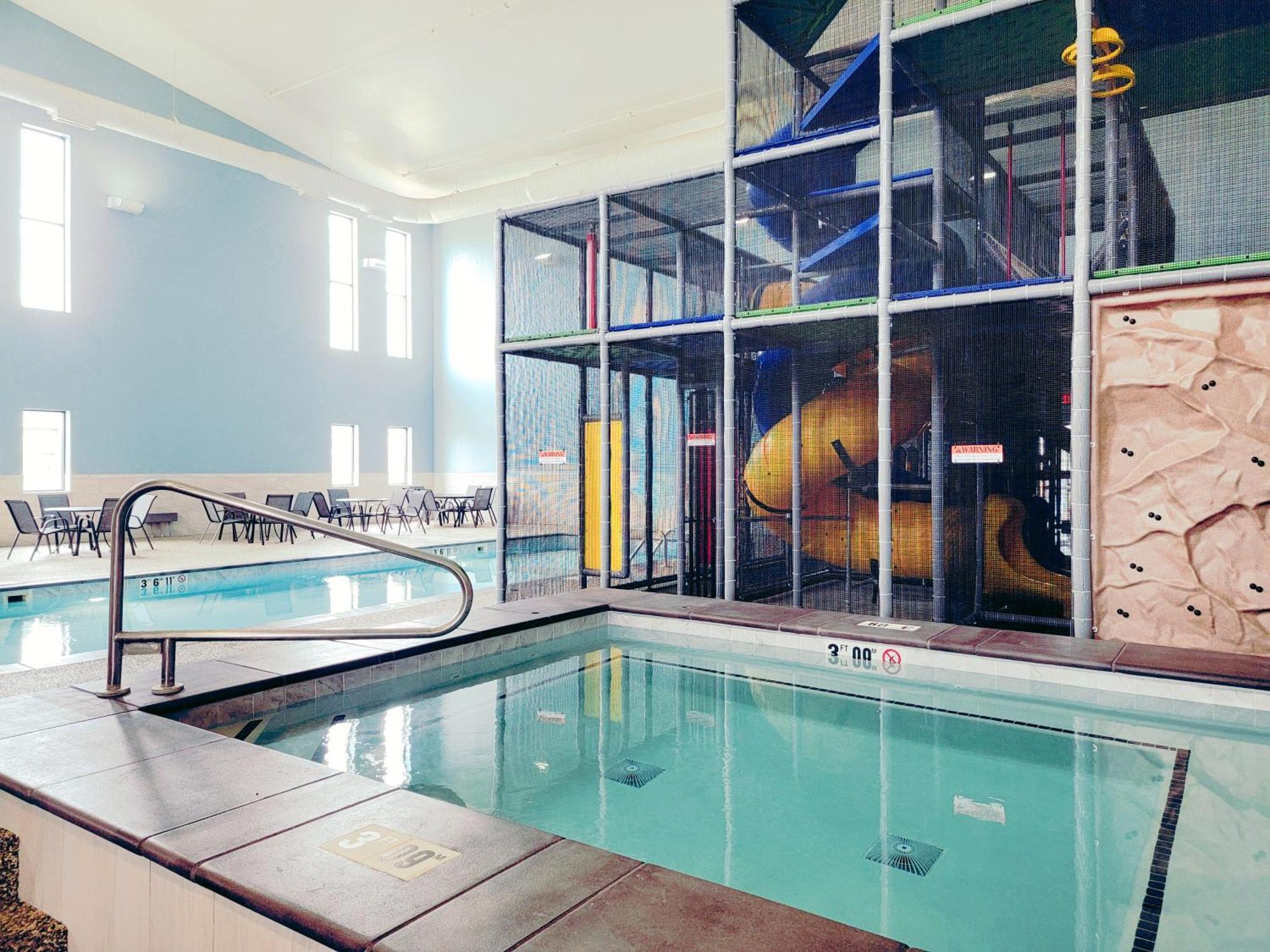 Holiday Inn Express Hotel & Suites Sioux Falls-Brandon By Ihg Buitenkant foto